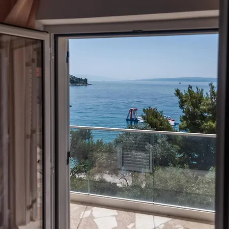 Tolles Haus In Okrug Gornji Mit Eigenem Balkon Trogir